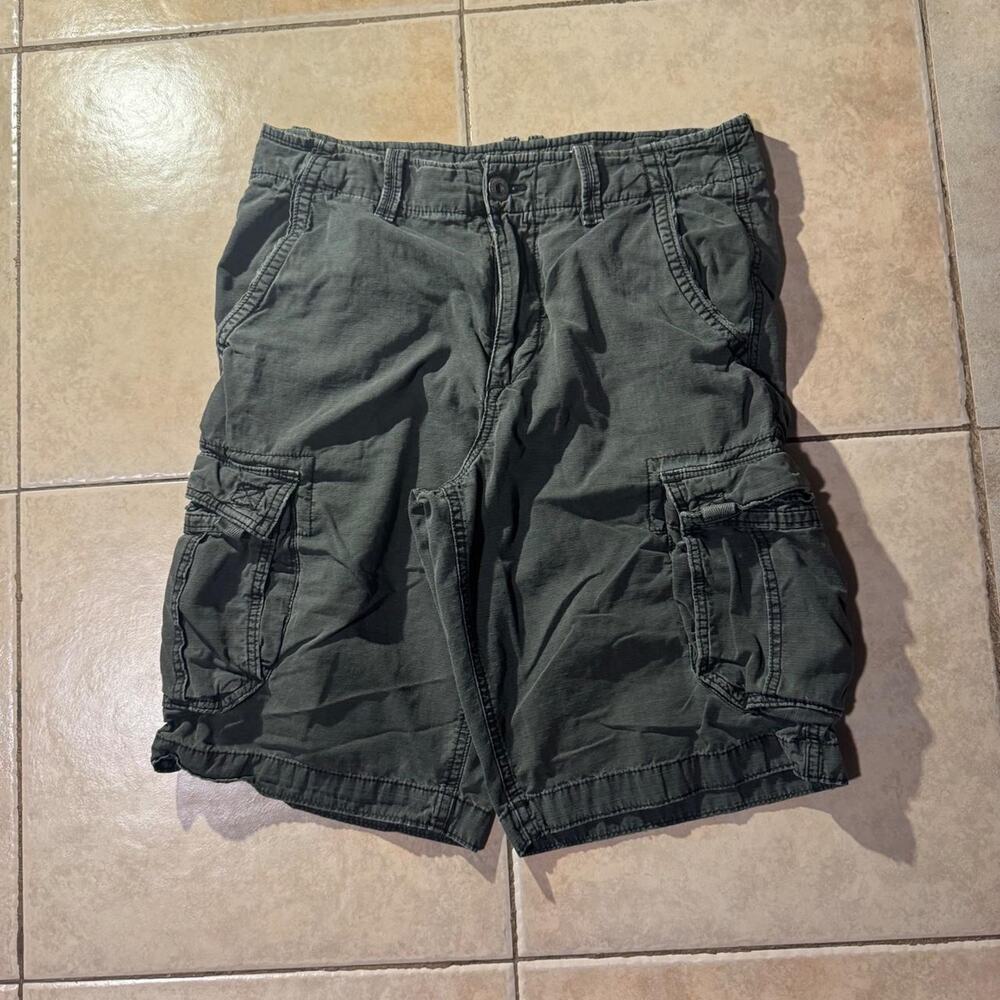 Vintage y2k american eagle outfitters cargo shorts Size 32 in Mens
